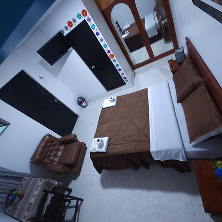Hotel Huaraz エクステリア 写真