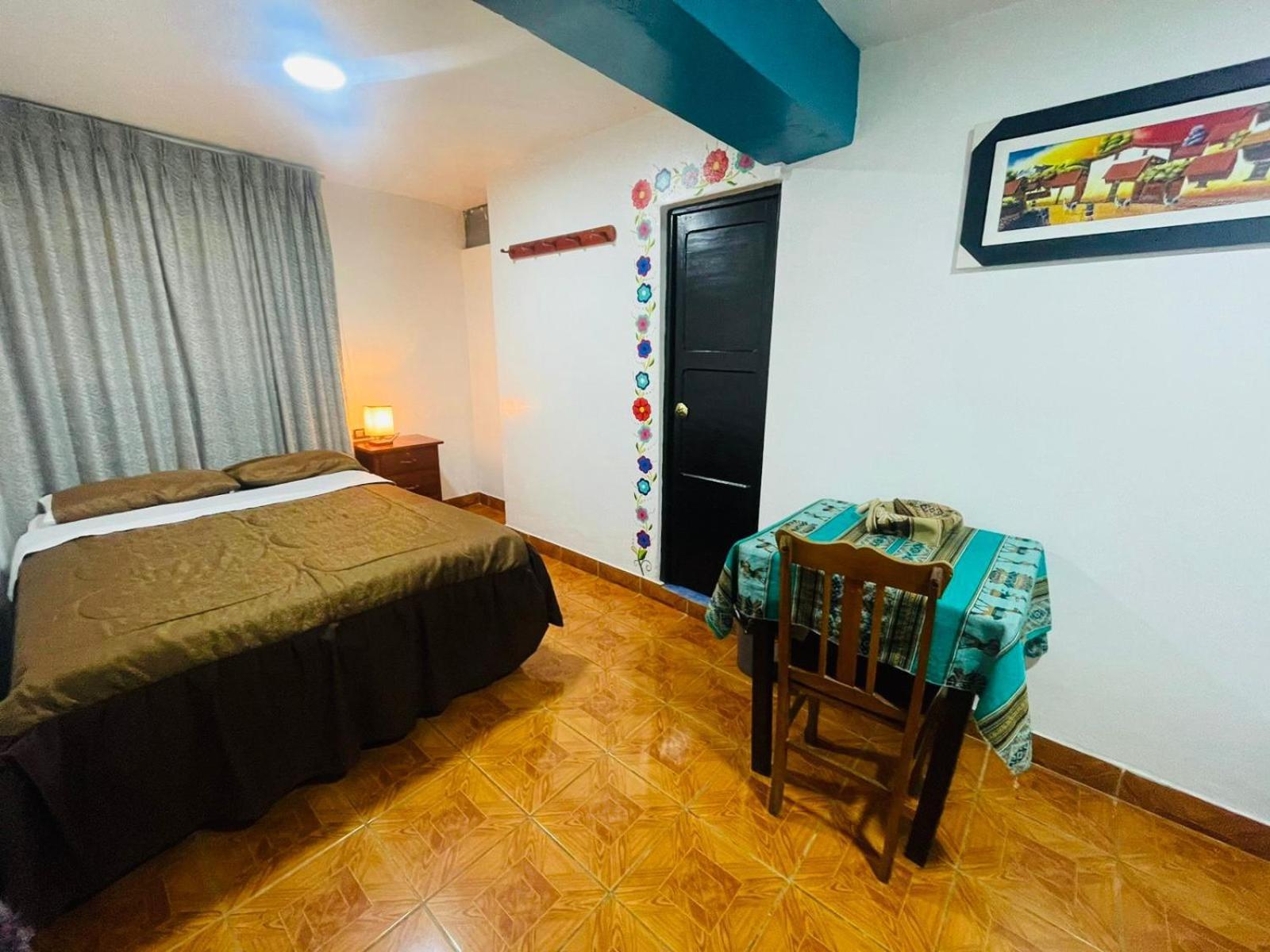 Hotel Huaraz エクステリア 写真