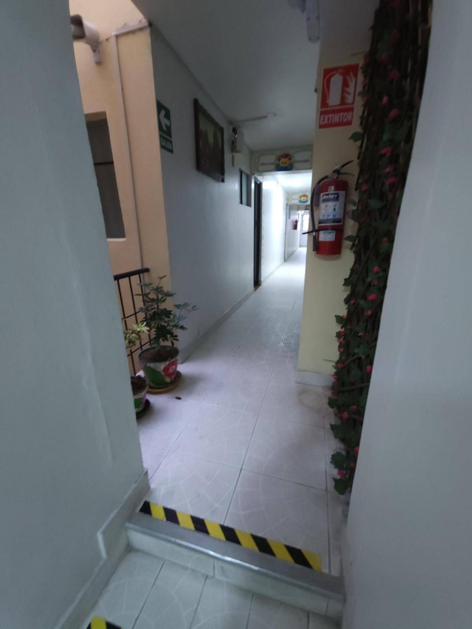 Hotel Huaraz エクステリア 写真