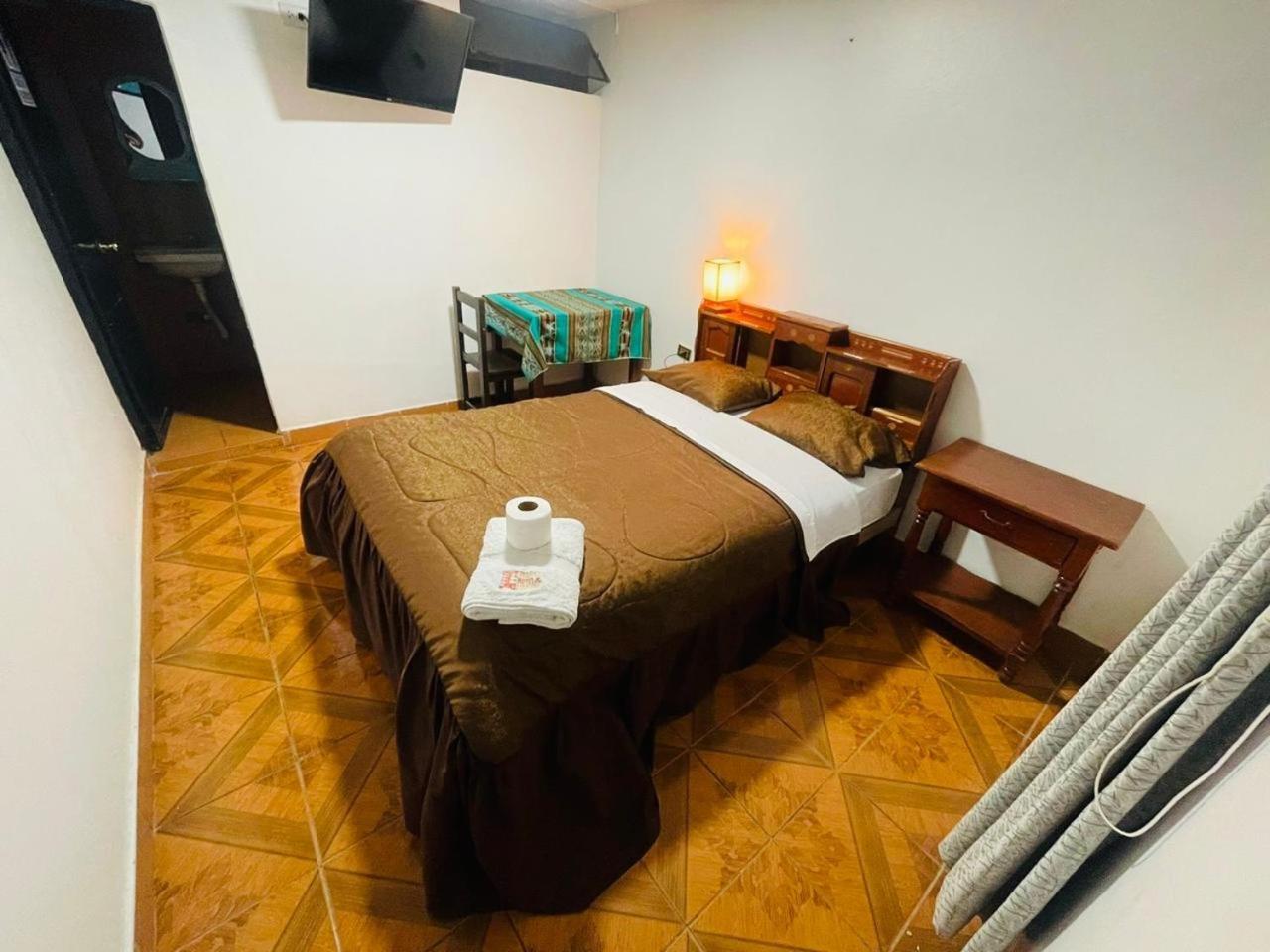 Hotel Huaraz エクステリア 写真