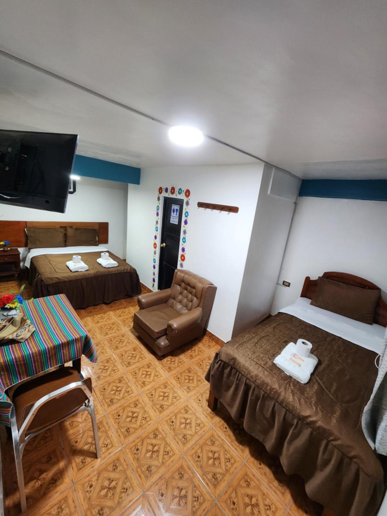 Hotel Huaraz エクステリア 写真