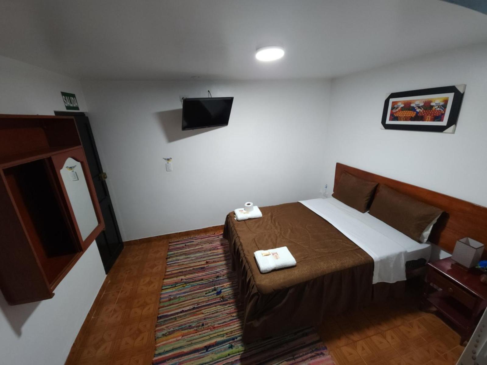 Hotel Huaraz エクステリア 写真