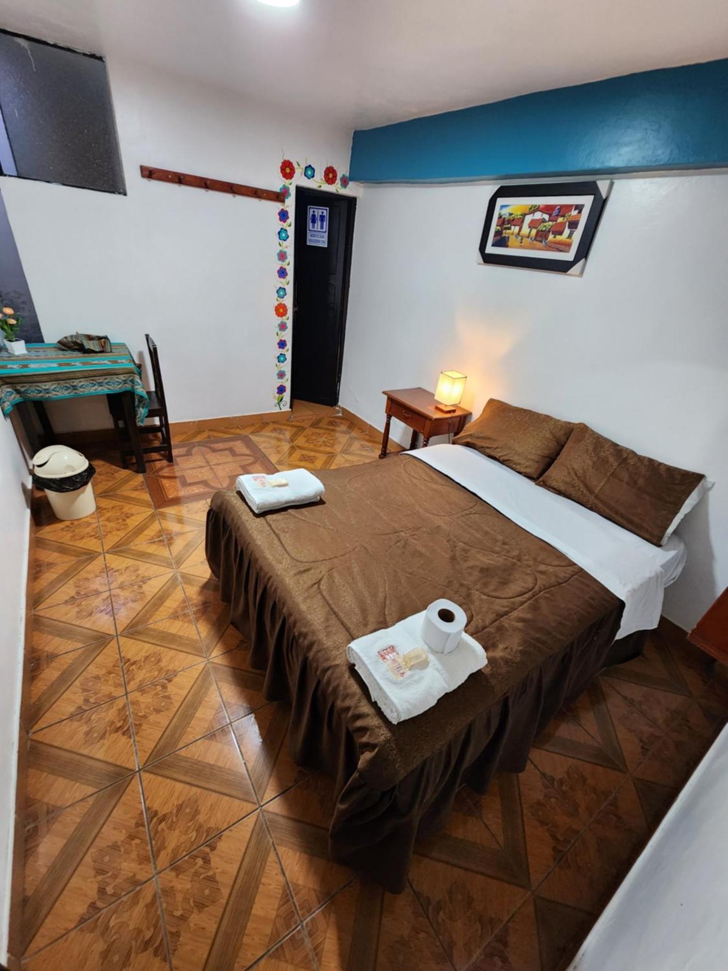 Hotel Huaraz エクステリア 写真