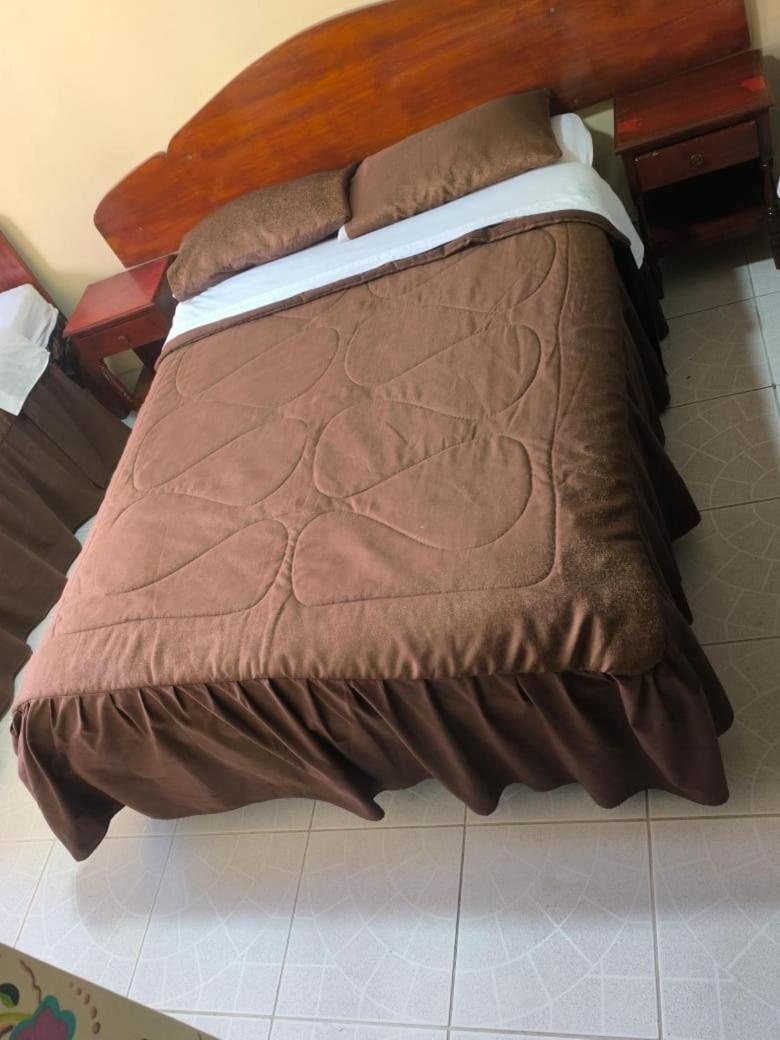 Hotel Huaraz エクステリア 写真