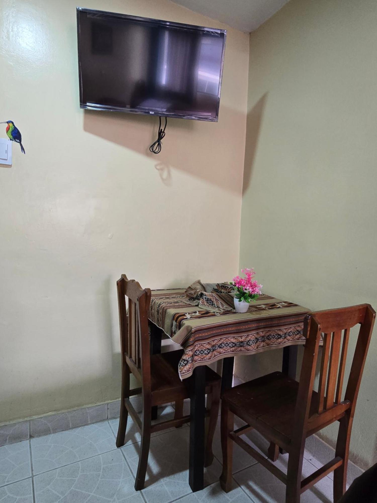 Hotel Huaraz エクステリア 写真
